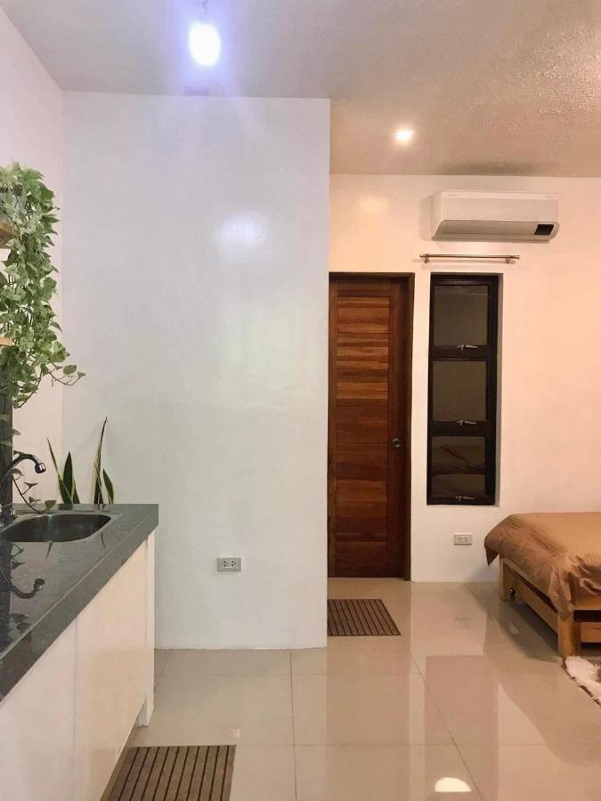 Hostel Nord House Laoag Exterior foto